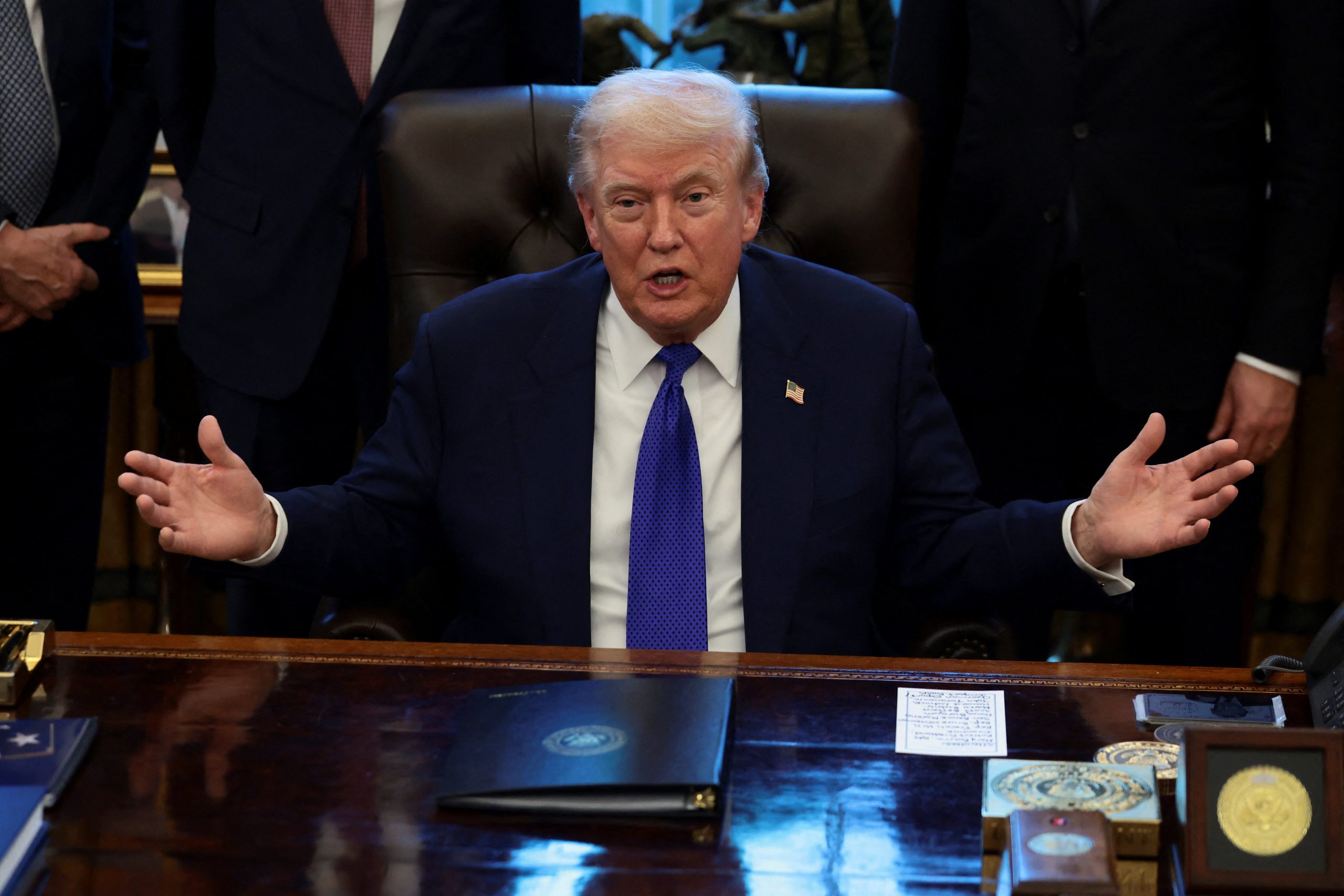 Шешељ: Трамп ради потпуно супротно од онога што је говорио