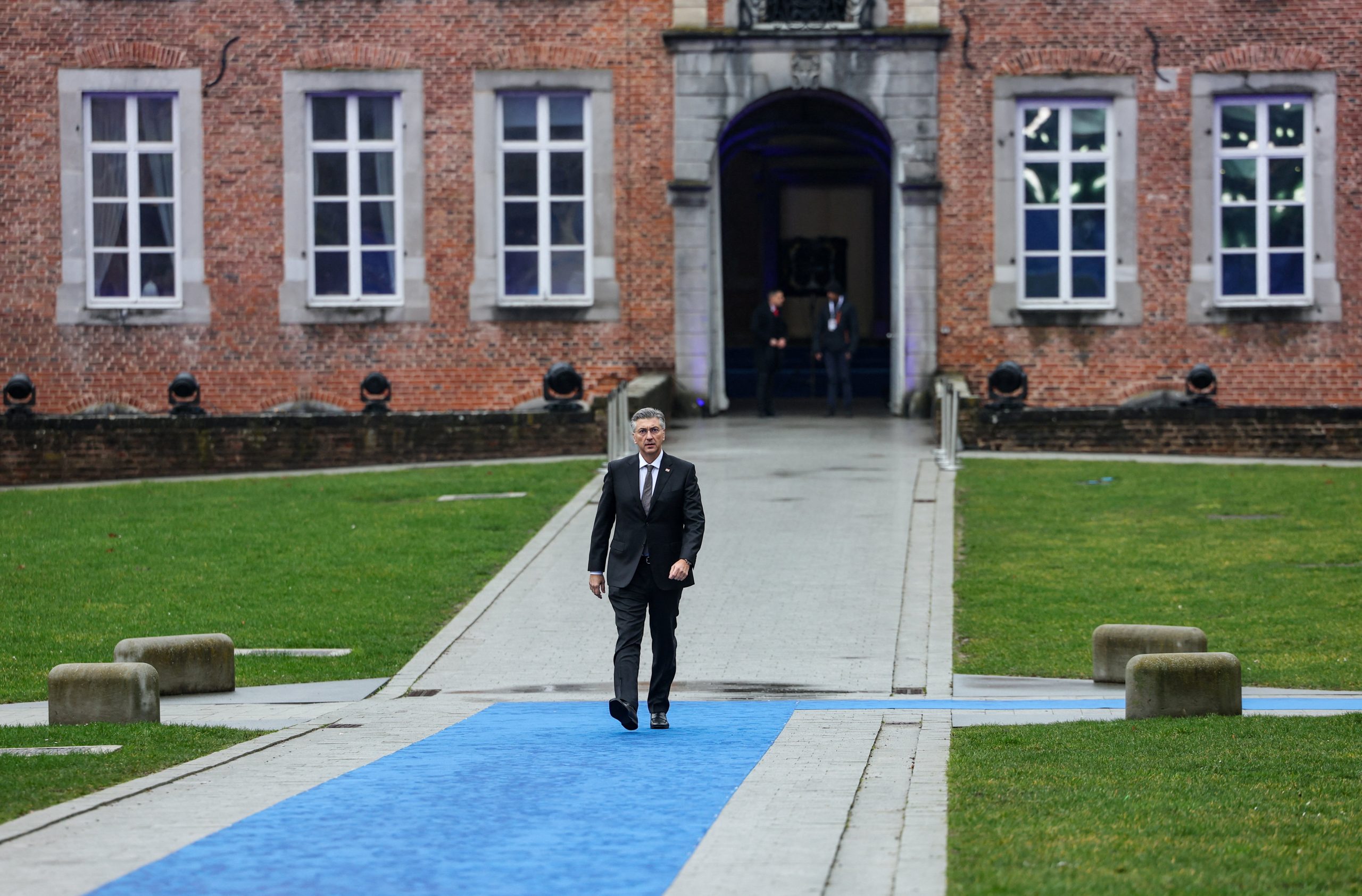 Рат на Блиском истоку: Пленковић саопштио лоше вести