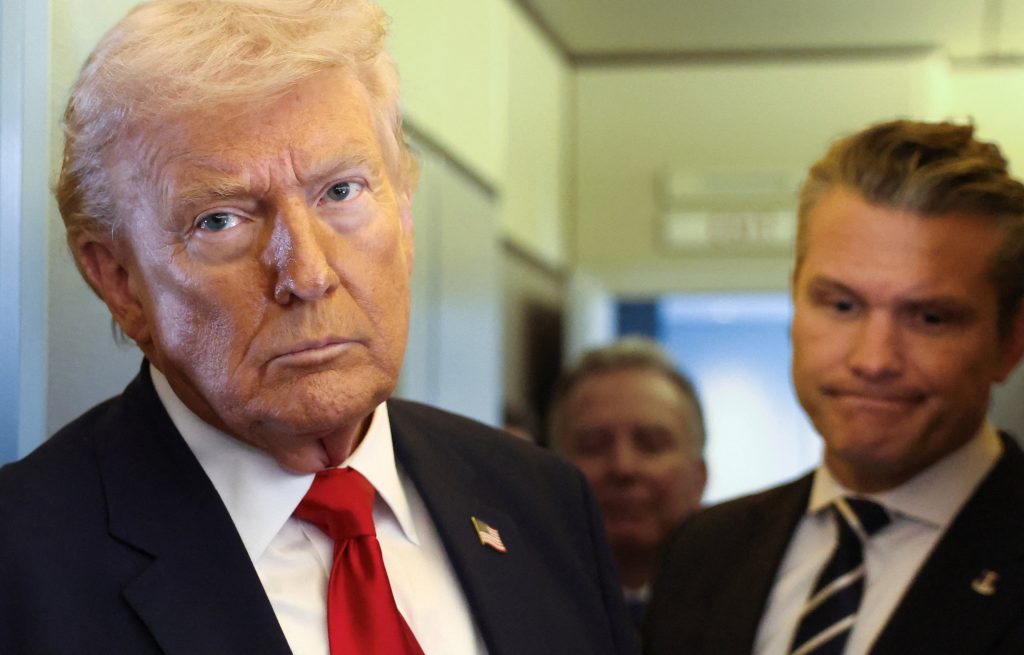 Блумберг: Трамп разматра опције за притисак на Кубу