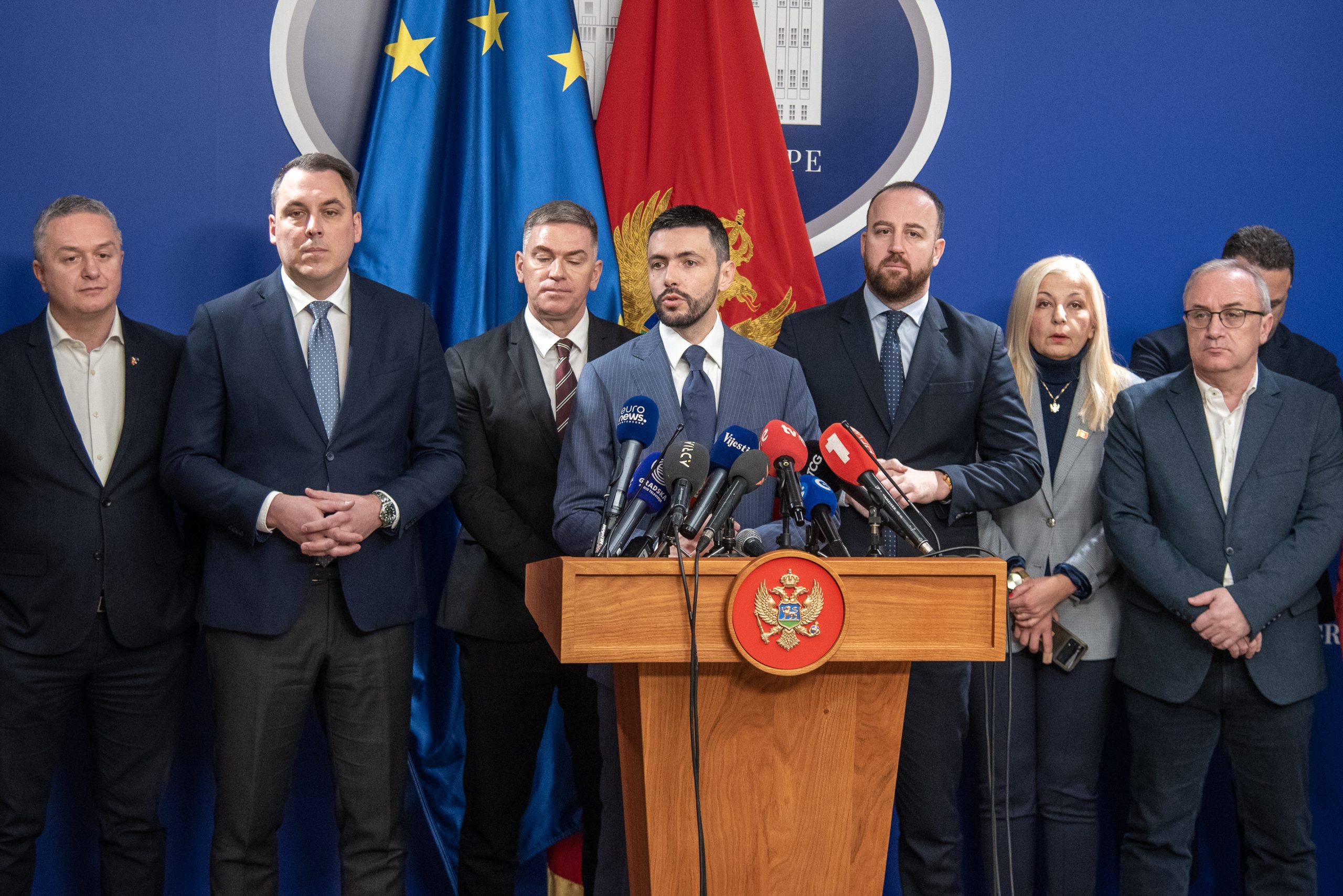 ДПС почео са повлачењем из скупштинских радних тела