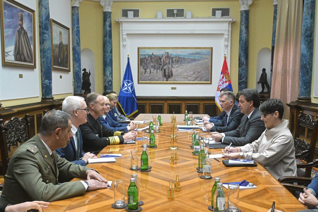 Наставак дијалога са НАТО: Гашић и Вајкоф у Београду