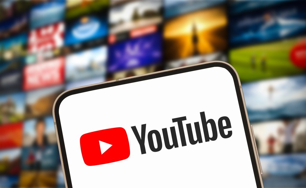 Апликација претвара YouTube у кабловску телевизију из 90-их