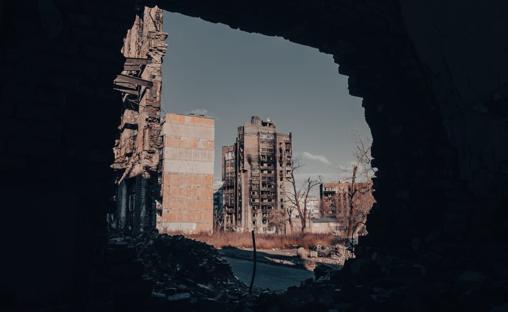 Док Иран гори, Москва профитира