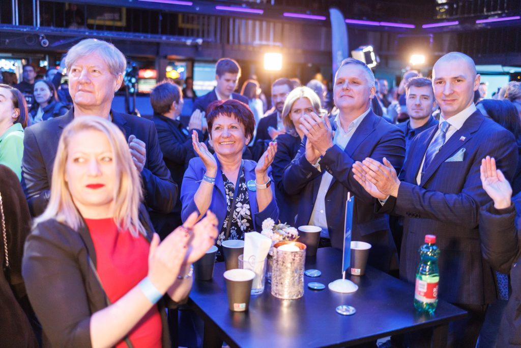 Стигле прве реакције после избора у Словенији