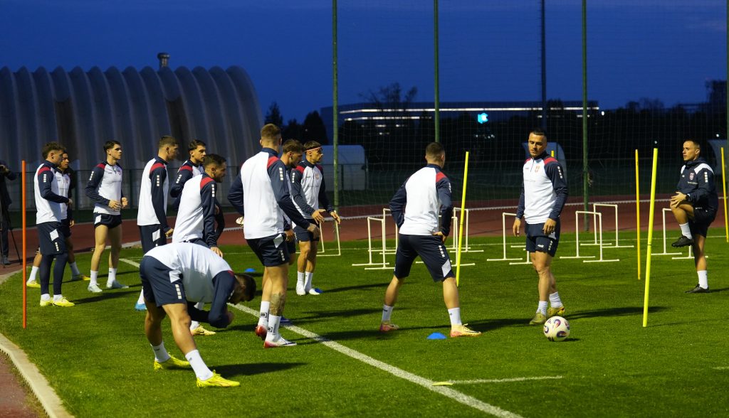 „Орлови“ одрадили први тренинг пред меч са Шпанијом