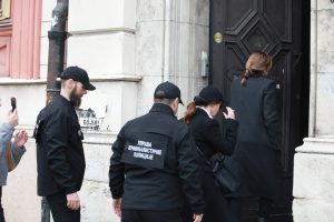 Професори Петричковић и Јаковљевић о полицији у Ректорату