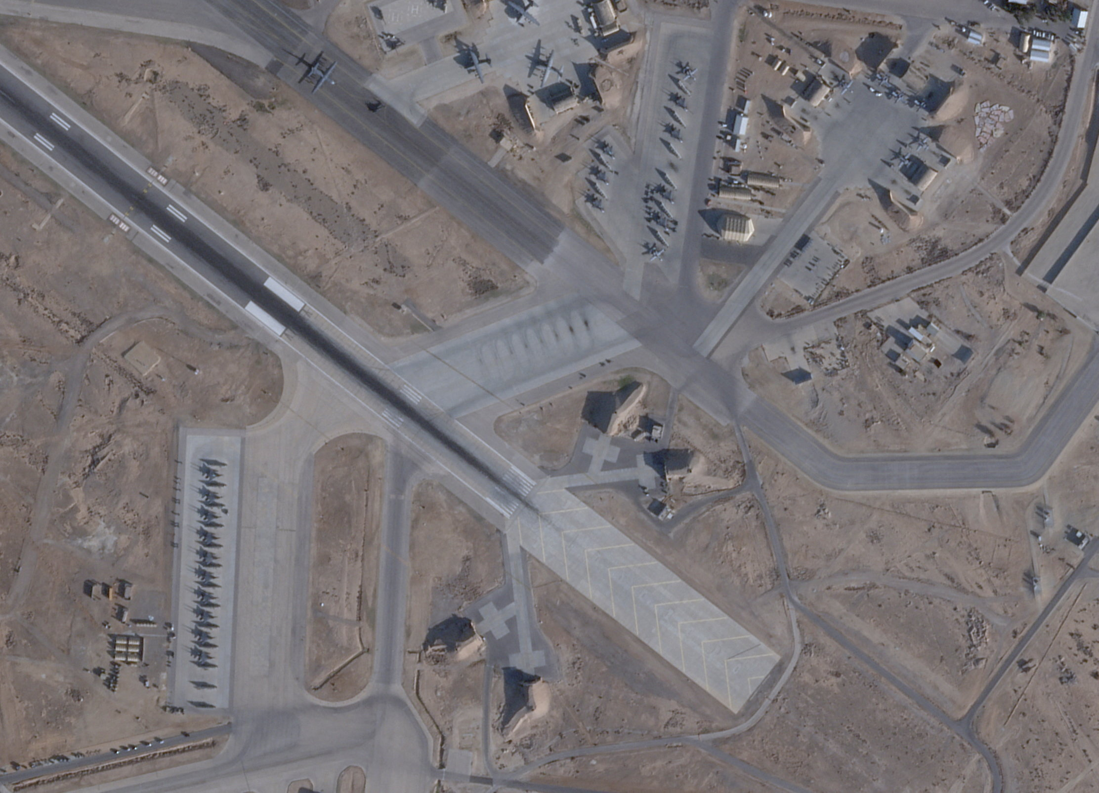 Срушило се више америчких војних авиона Ф-15 у Кувајту