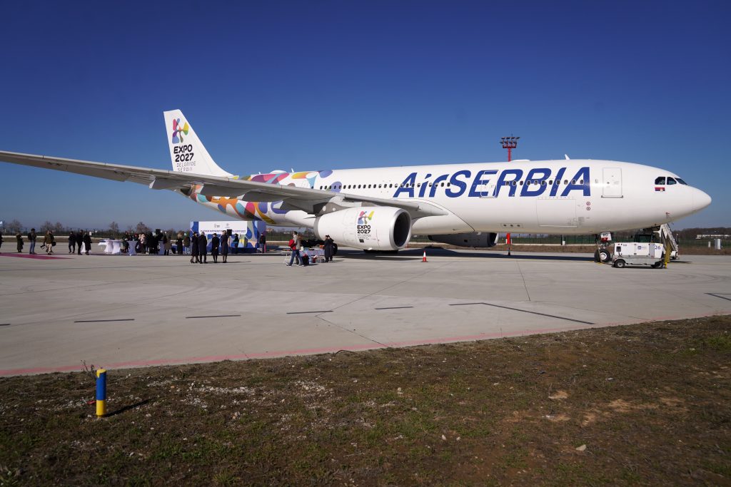 Авион за повратак држављана Србије полетео за Дубаи