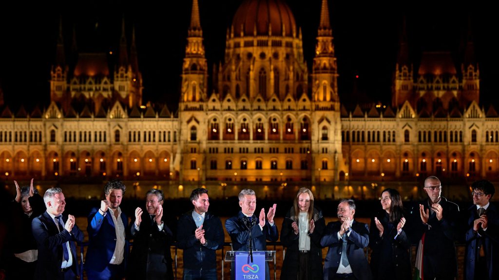 Пребројано 97,35 одсто гласова у Мађарској: Извесна двотрећинска већина Тисе у парламенту