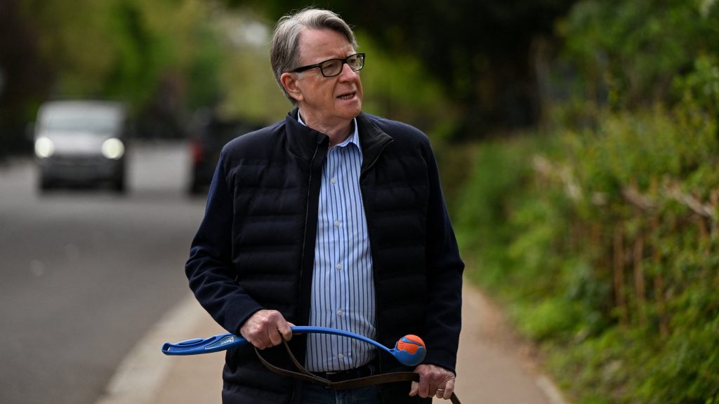 Трамп: Стармер погрешио при избору амбасадора у Вашингтону