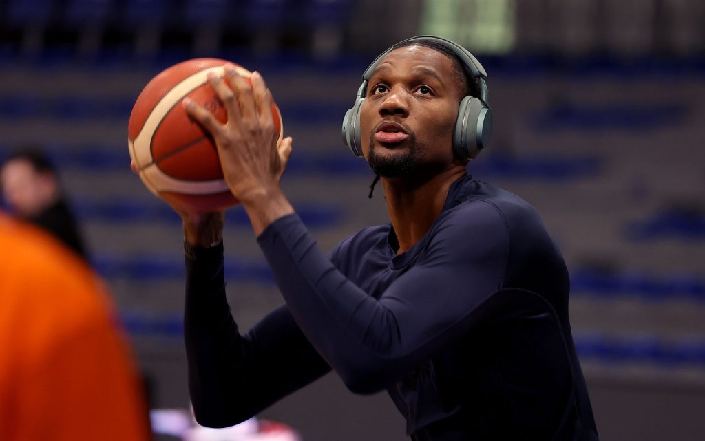 Ебука Изунду продужио уговор са Црвеном звездом до 2028. године