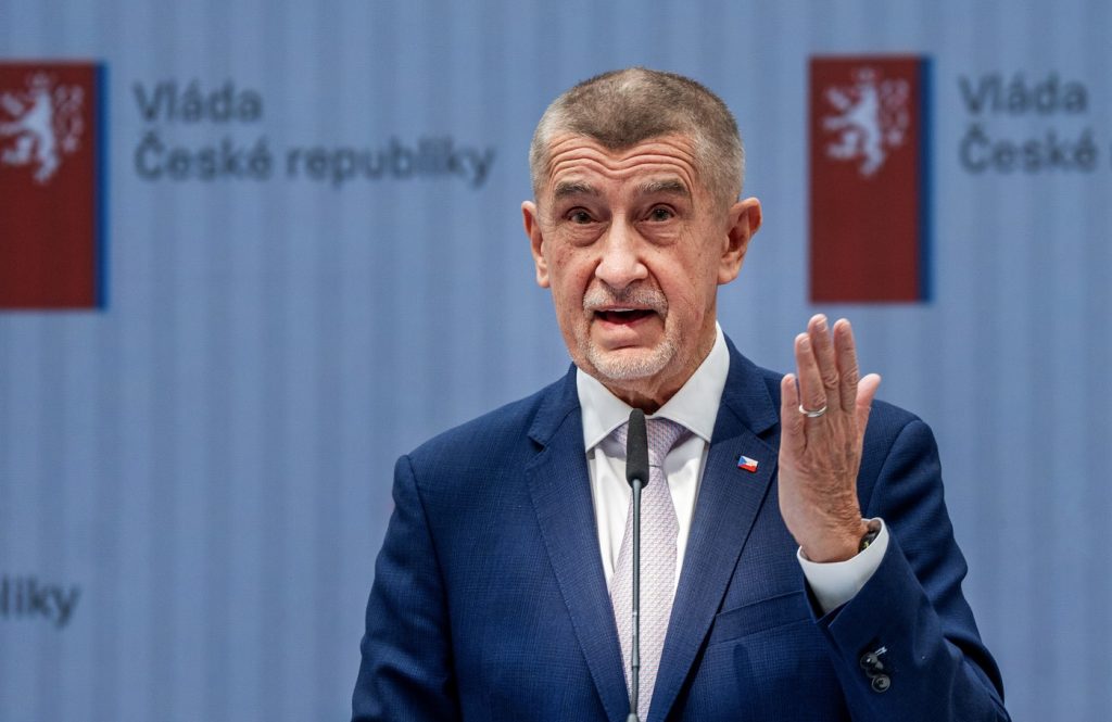 Бабиш подржао Орбана пред изборе у Мађарској