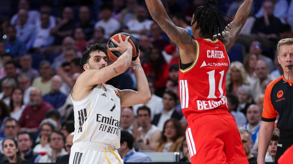 Звезда иде у плеј-ин, Реал искористио домаћи терен