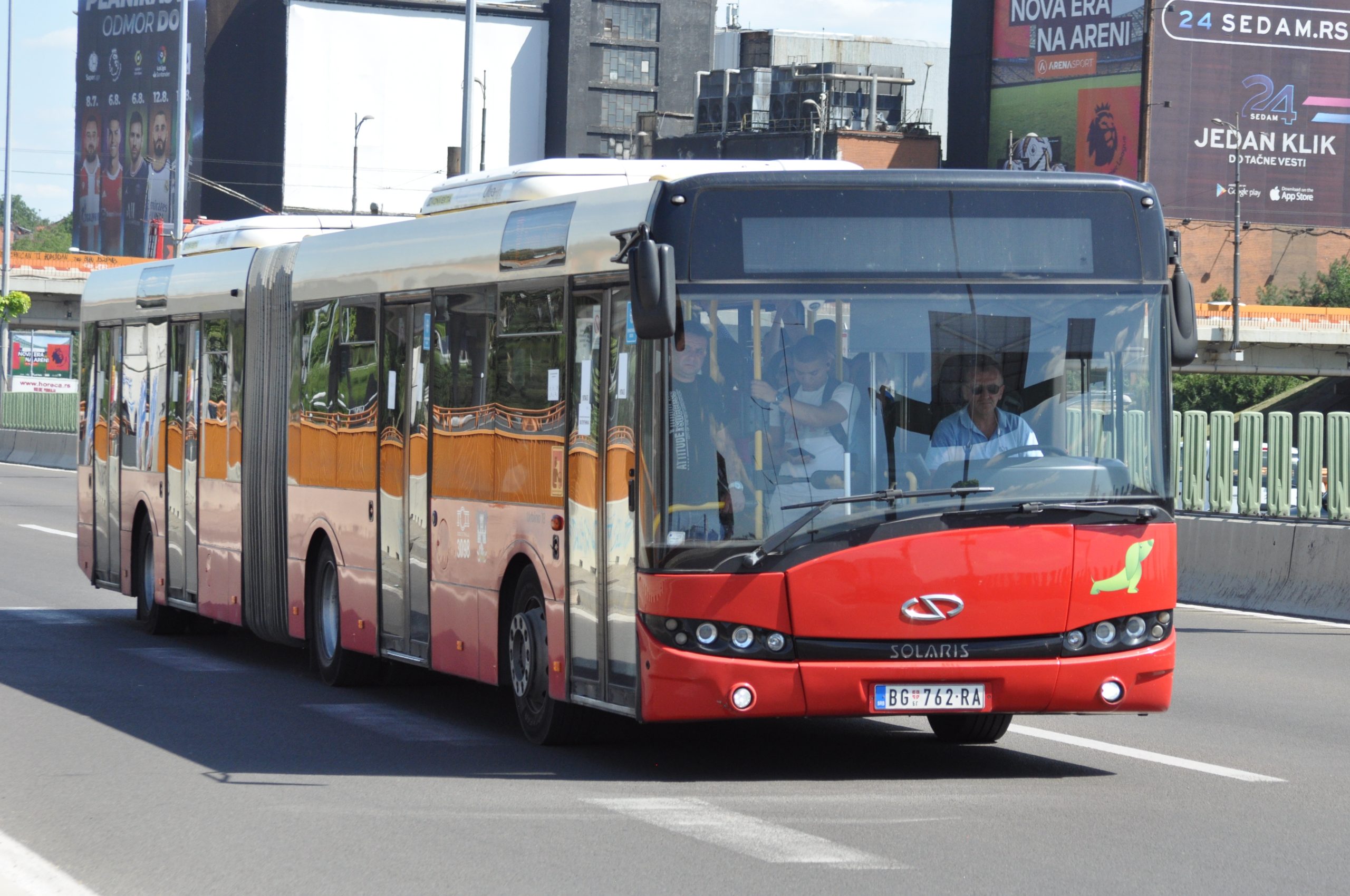 Због одржавања Београдског маратона у недељу мења се више линија јавног превоза