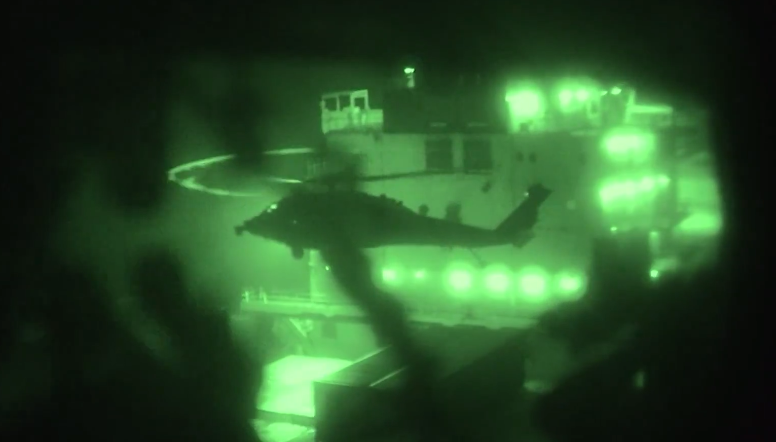 (ВИДЕО) Америчка војска објавила снимак заузимања иранског брода