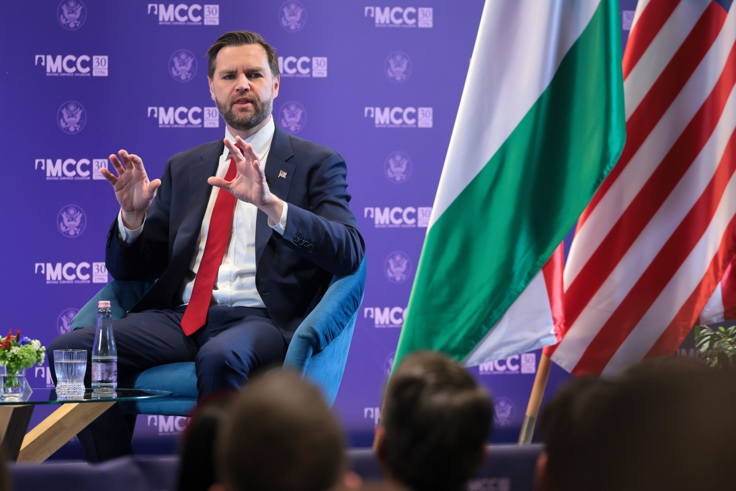 Венс открио зашто су САД пристале на примирје са Ираном