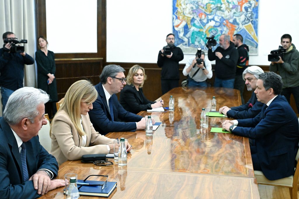 Вучић завршио данашње консултације састанком са Зеленима Србије