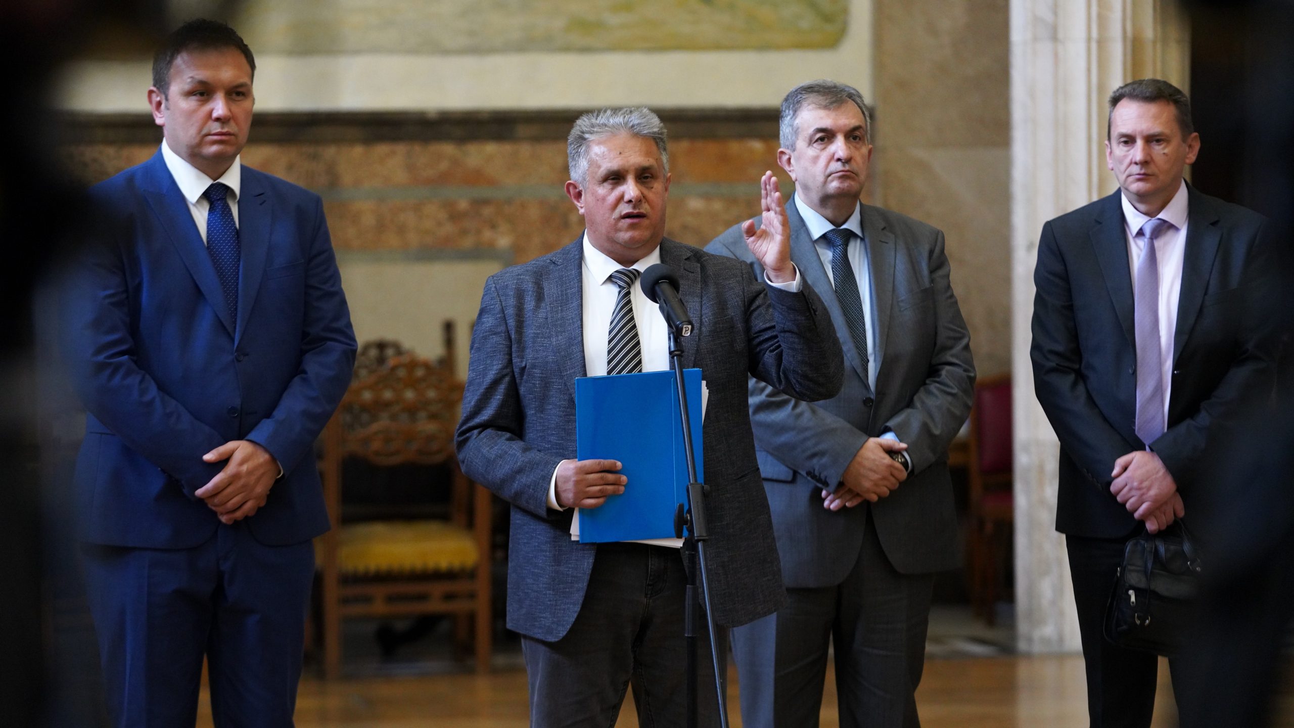 Милетић: Уједињена сељачка странка за редовне изборе, приоритет стабилност земље