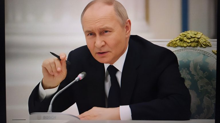 Путин: Војно-политичка ситуација у свету знатно погоршана