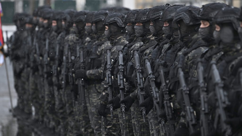 Вучић присуствовао обележавању Дана јединице Кобре, обишао нови објекат