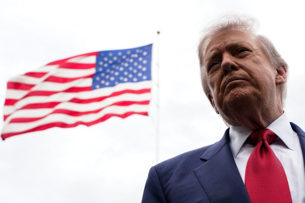 Председник САД Доналд Трамп у Белој кући