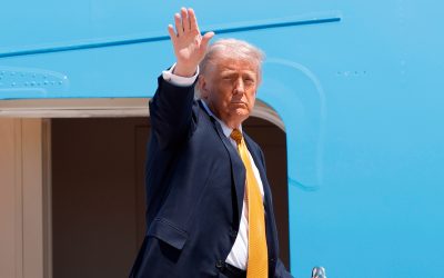 Трамп разматра војне акције на Иран