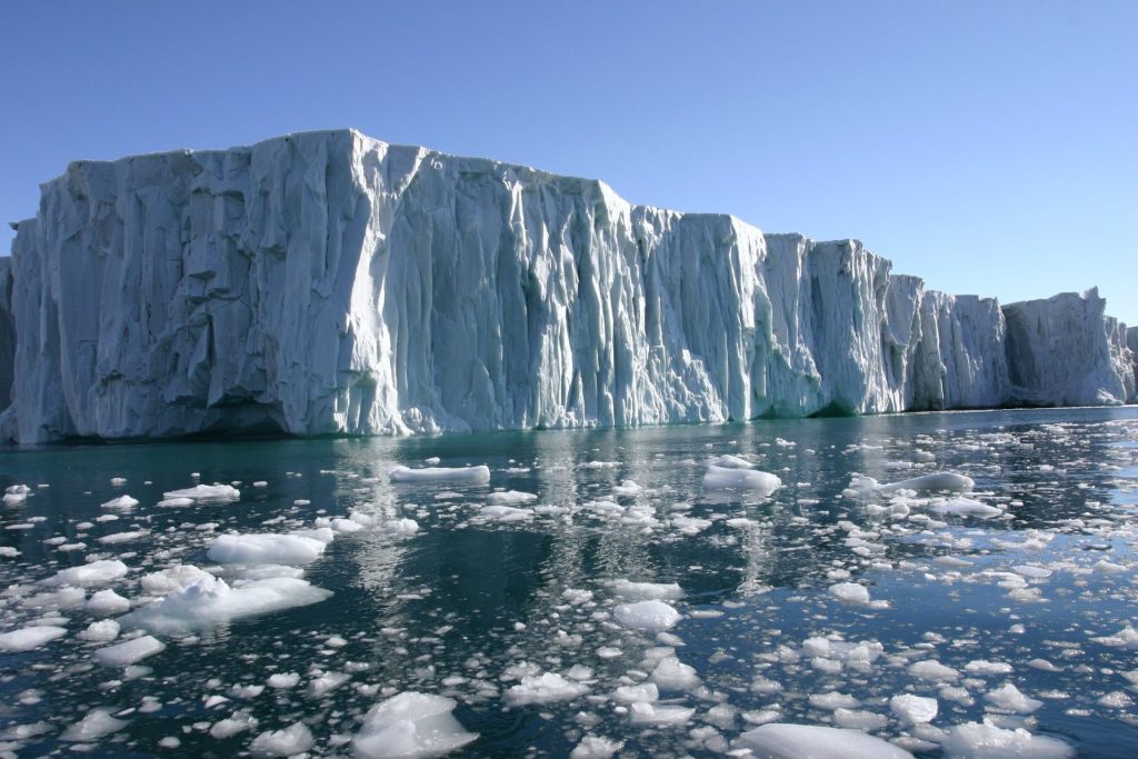 Велики ледени брег у Росовом мору, Антарктик