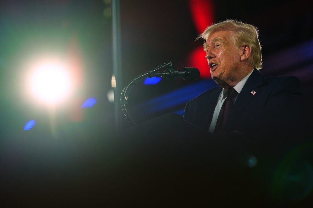 Трамп: Одговор Ирана потпуно неприхватљив