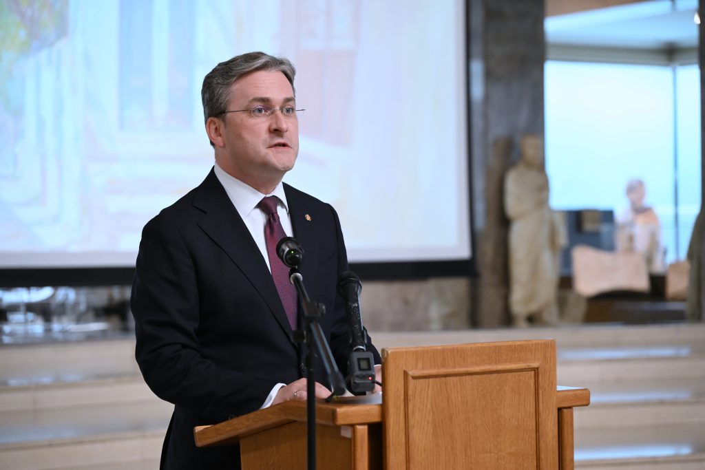 Селаковић у Москви: Култура важна за идентитет друштва, музеји заузимају посебно место
