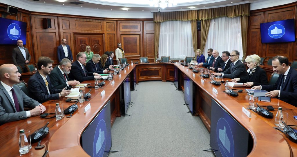 Делегација Украјине на састанку са српским представницима у Београду