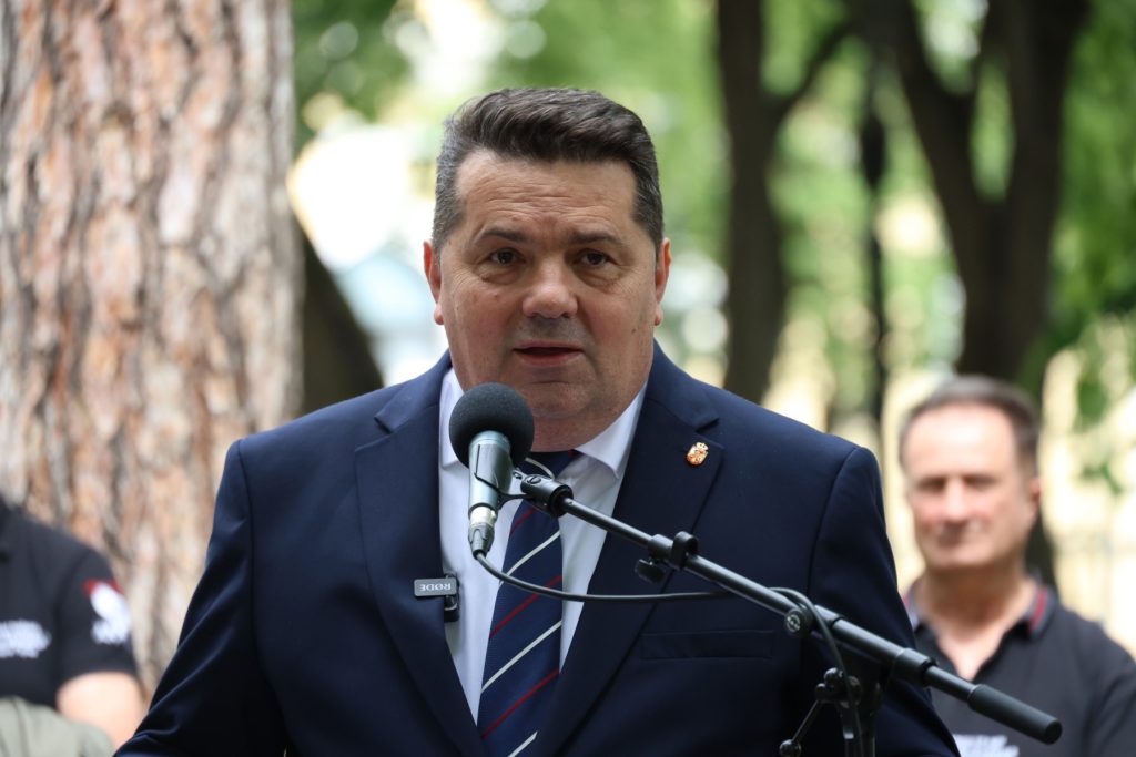 Стевандић: Шмит одлази, а са њим и ОХР, ми остајемо