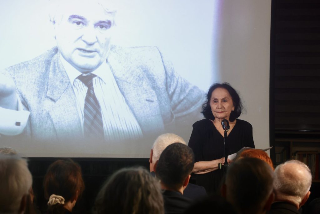 Одржана комеморација Драгољубу Мићуновићу