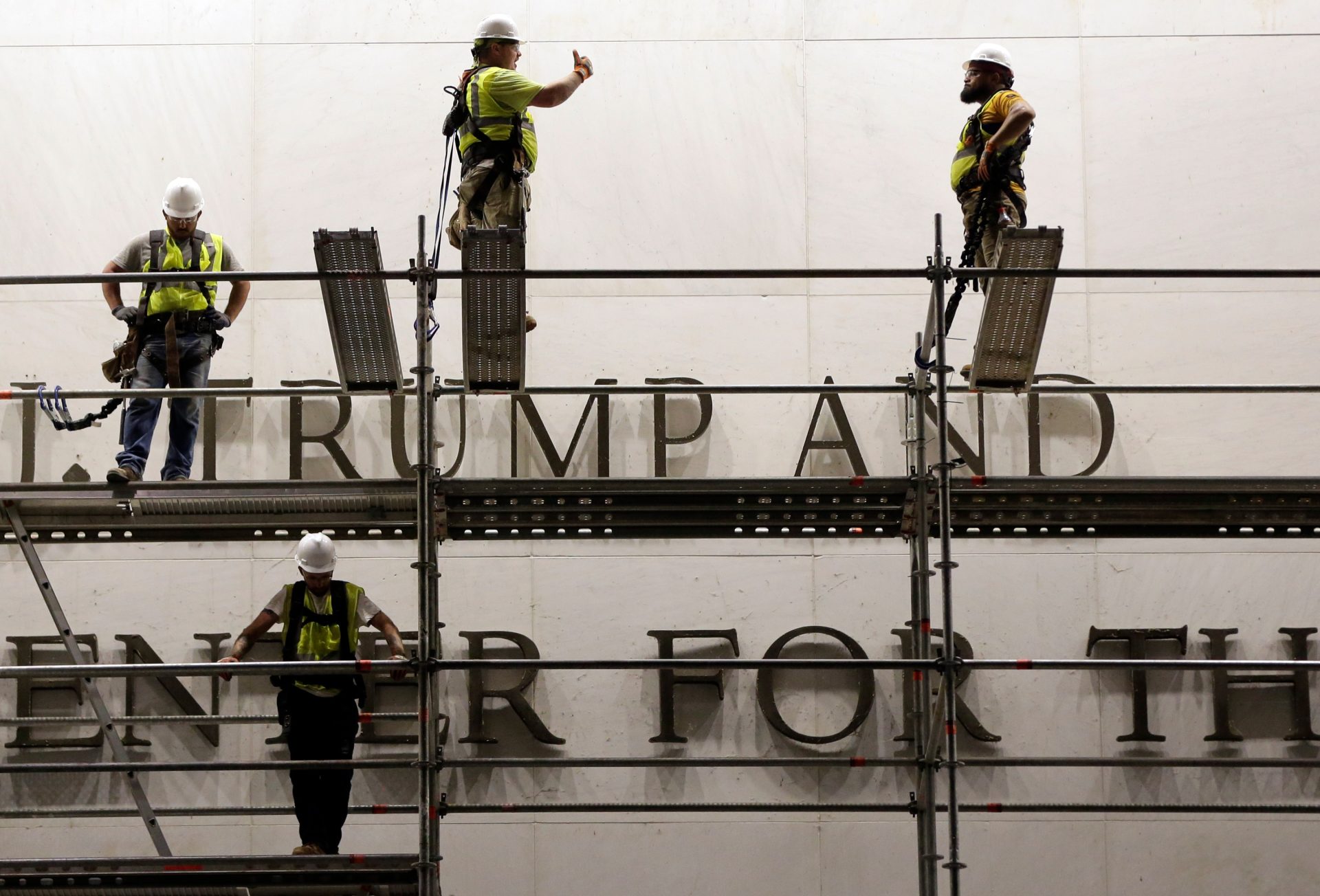 Суд тражи да Трампово име буде уклоњено из назива „Кенеди центра“