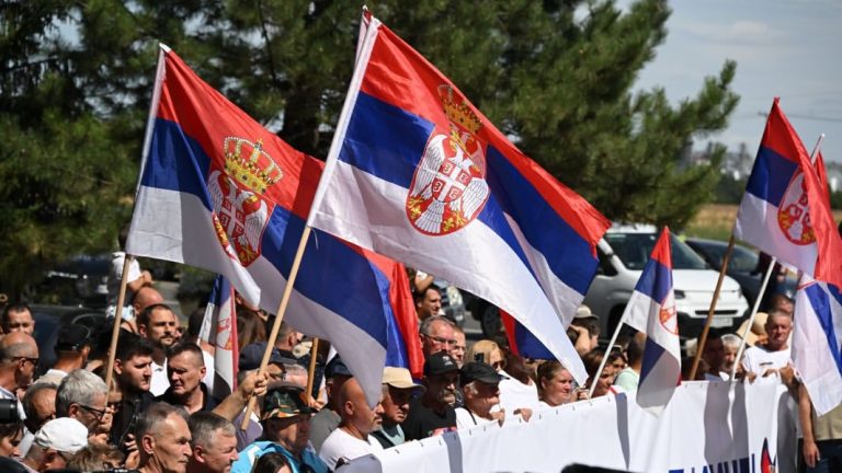 Листа „Александар Вучић – Уједињена Србија“ биће предата данас у 13 часова