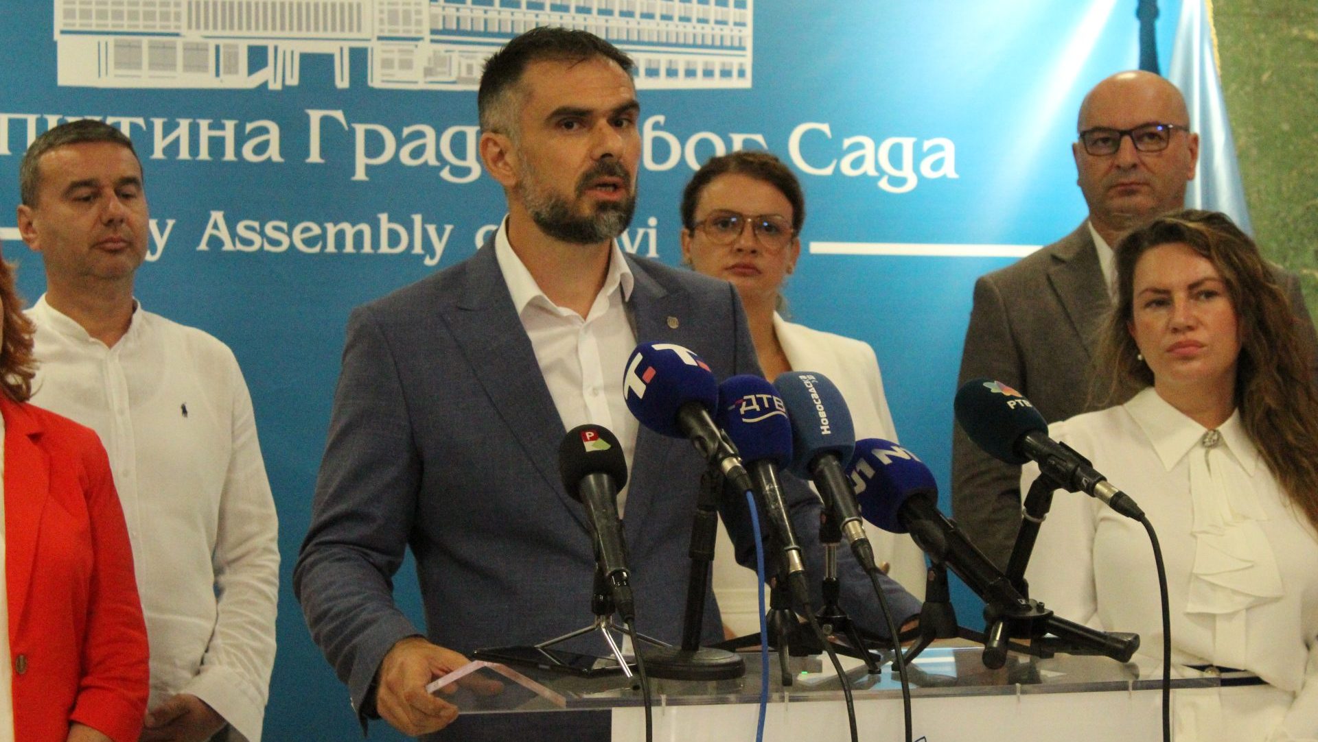 Мићин: Ученици Јовине гимназије од понедељка поново у својој школи
